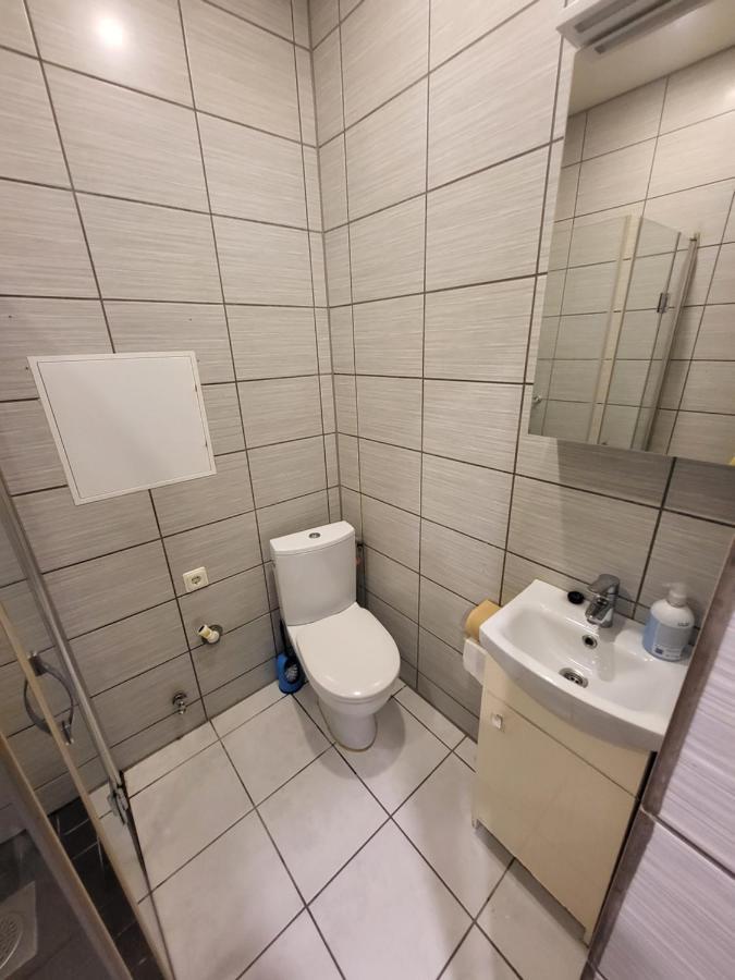 Kivioli Apartment Luaran gambar